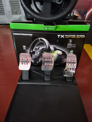 Volante Thrustmaster TX Leather Edition
