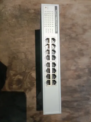 Switch Mediacom 16 Porte 100BaseTX