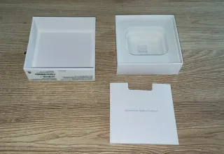 Caja AirPods Wireless Charging Case