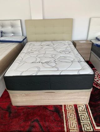 Canapé de madera individual