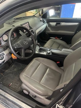 Mercedes-Benz Clase C 320CDI