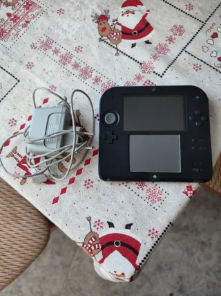 Nintendo 2DS Azul/Negra.