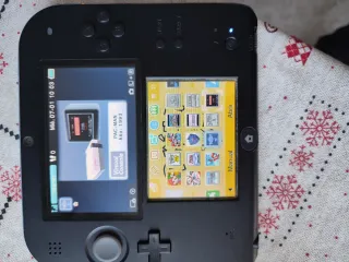 Nintendo 2DS Azul/Negra.