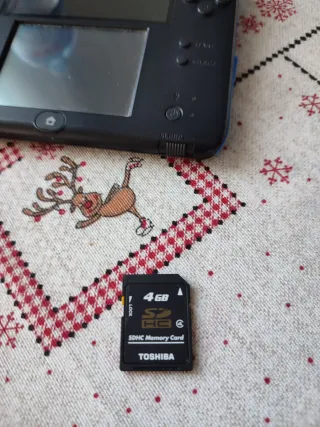 Nintendo 2DS Azul/Negra.