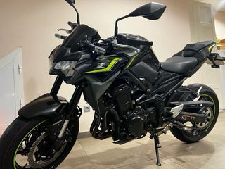 Kawasaki Z900 2024 A2