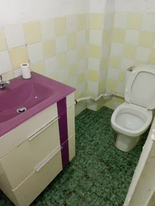 Local frente a Mercadona y Lidl