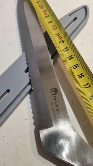 Coltello pane Tupperware con custodia