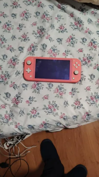Nintendo Switch Lite Coral