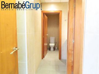 Local comercial en alquiler en Centre - Joan Prim en Granollers