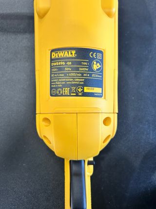 AMOLADORA DEWALT DWE496-QS