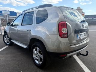 Dacia Duster 2011