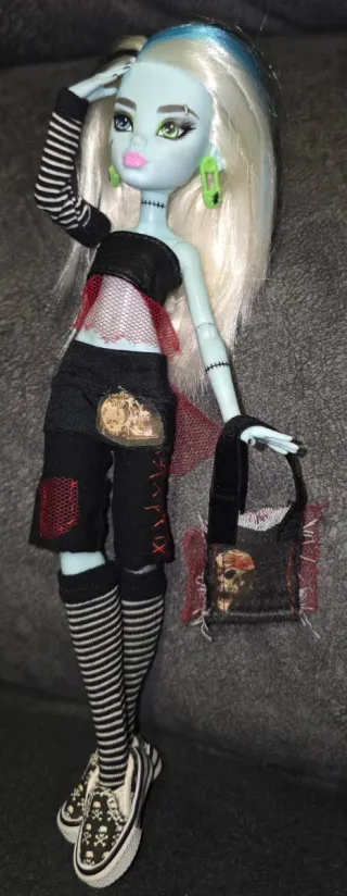 Lotes Conjuntos outfits 8 piezas Monster High