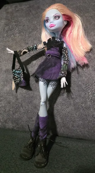 Lotes Conjuntos outfits 8 piezas Monster High