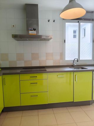 Piso en alquiler en La Granja-La Colina-Los Pastores en Algeciras