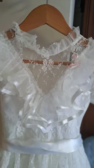 Vestido Deco Union Blanco incluye guantes y peinet