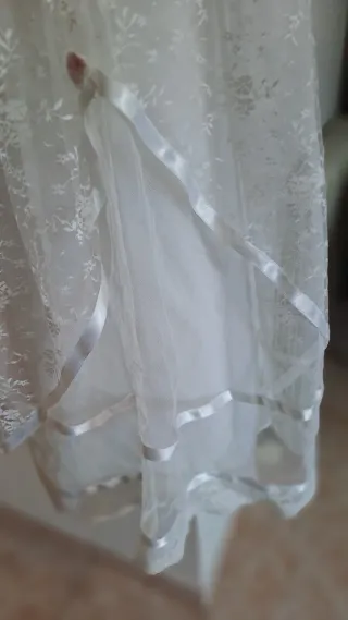 Vestido Deco Union Blanco incluye guantes y peinet