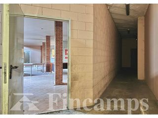 Nave industrial en alquiler en Eixample - Sant Oleguer en Sabadell
