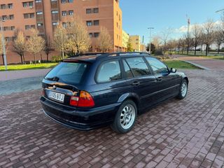 BMW Serie 3 320D TOURING 150CV  MANUAL