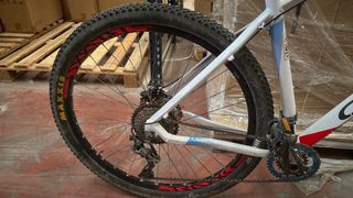 Bicicleta Orbea Blanca y Roja