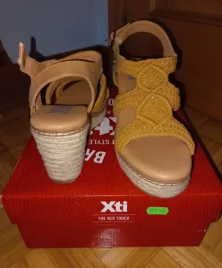 Cuñas Xti - Talla 38