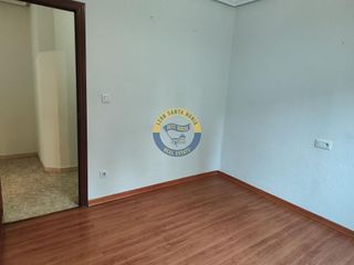 Piso en alquiler en La Chantría - La Lastra en León