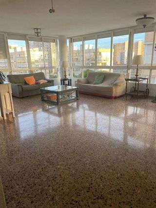 Piso en alquiler en Playa de San Juan en Alicante