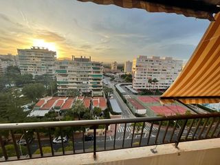 Piso en alquiler en Playa de San Juan en Alicante