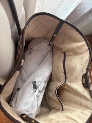 Bolso grande Guess y Bolso Mini Guess