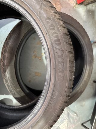 4 Neumáticos Invierno 205/45 R17 88V
