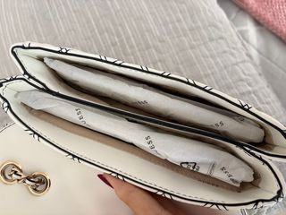 Bolso Guess Acolchado