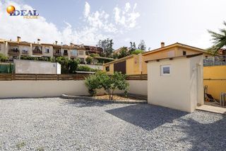 Terreno en venta en Zubia (La)