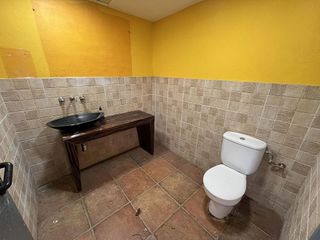 Local comercial en alquiler en Esparreguera