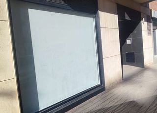 Local comercial en alquiler en Zona Metro - Auditorio en Paiporta