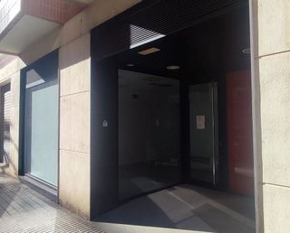 Local comercial en alquiler en Zona Metro - Auditorio en Paiporta
