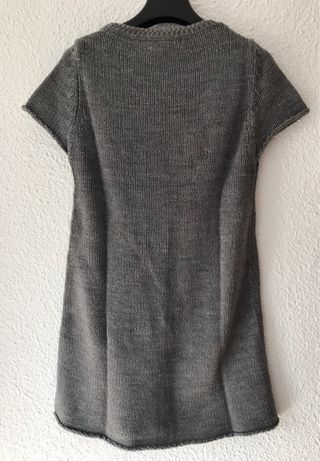 Tricot de punto y manga corta.