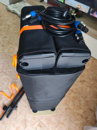 Altavoces Db technologies ES602