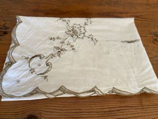 Toalha bordado Madeira grande c/ guardanapos