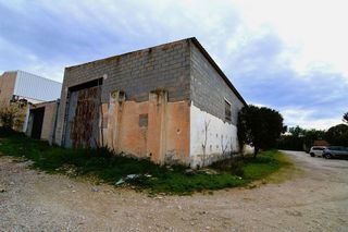 Nave industrial en venta en Loja