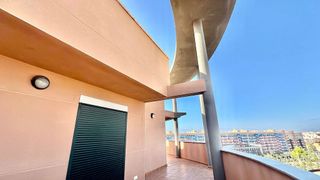 Ático en alquiler en Ciutat Universitària en Elche