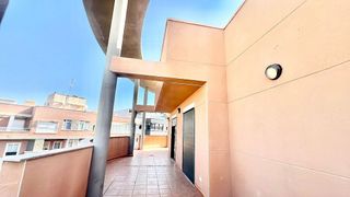 Ático en alquiler en Ciutat Universitària en Elche