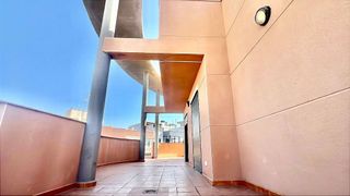 Ático en alquiler en Ciutat Universitària en Elche