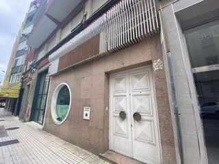Local comercial en venta en Inmobiliaria - Barreda en Torrelavega