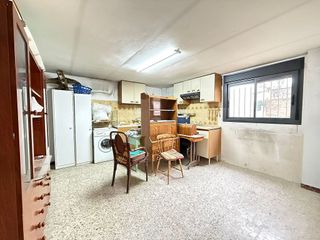 Nave industrial en venta en Caspe