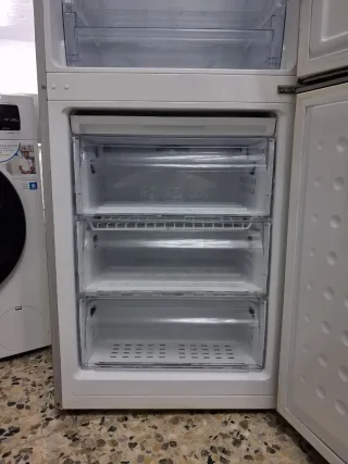 Nevera Beko con garantía + transporte