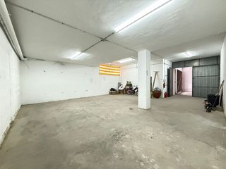 Local comercial en venta en Caspe