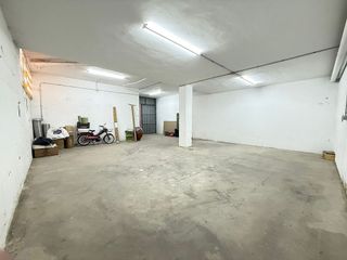 Local comercial en venta en Caspe