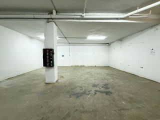 Local comercial en venta en Caspe