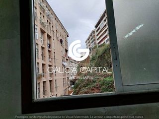 Local comercial en alquiler en O Berbés - Peniche en Vigo