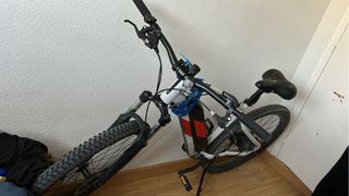 Bicicleta eléctrica lista para trabajar