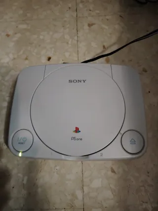 Lote PS One/PS2: Accesorios y Juegos